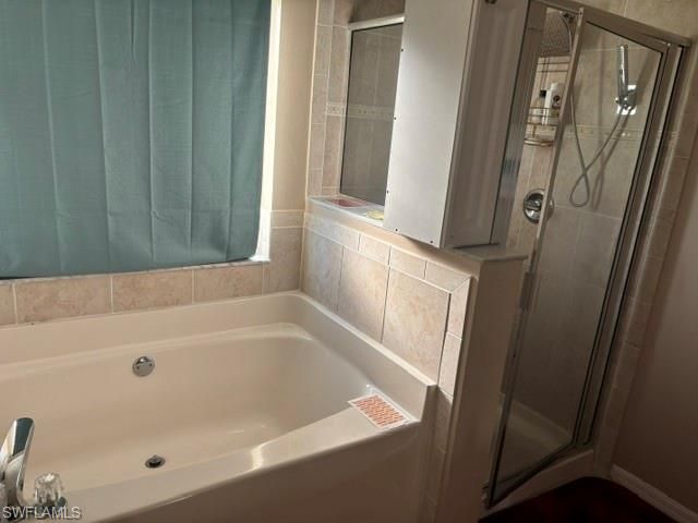 8031 Liriope LOOP, Lehigh Acres, FL 33972