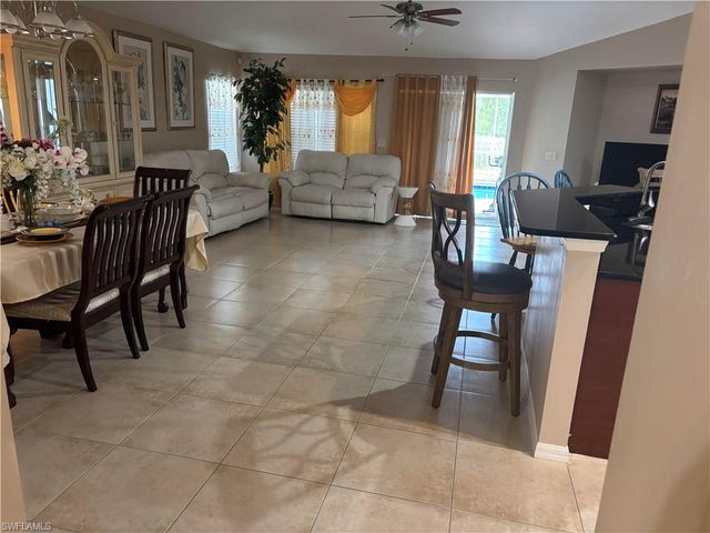 8031 Liriope LOOP, Lehigh Acres, FL 33972