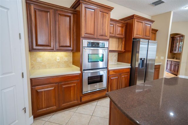 10009 VALLEY ROSE COURT, Orlando, FL 32825