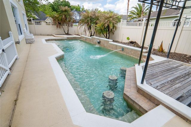 10009 VALLEY ROSE COURT, Orlando, FL 32825