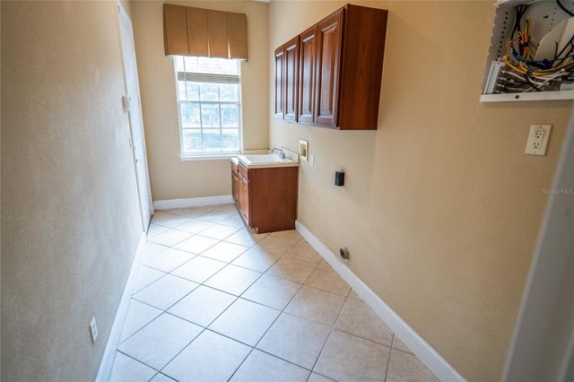 10009 VALLEY ROSE COURT, Orlando, FL 32825