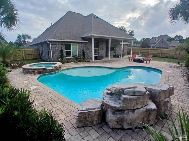 4712 Foxtail Palm Dr, Gulf Breeze, FL 32563