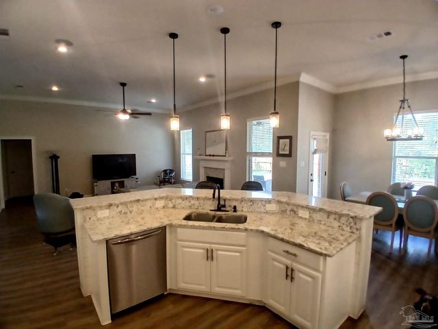 4712 Foxtail Palm Dr, Gulf Breeze, FL 32563