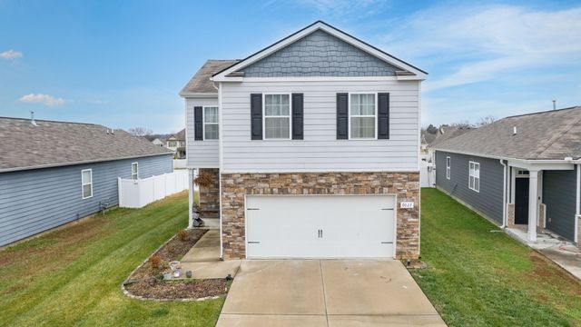 7027 Berkswell Dr, Lebanon, TN 37087