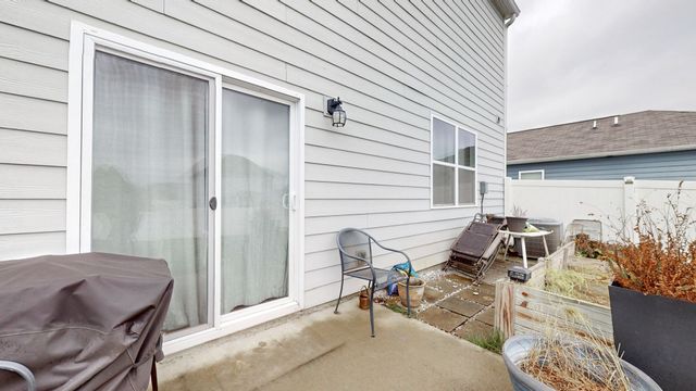7027 Berkswell Dr, Lebanon, TN 37087