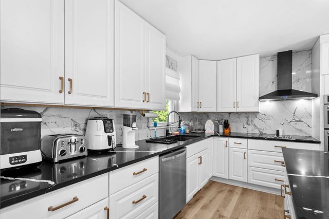 115 Wofford Rd., Conway, SC 29526