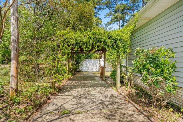 115 Wofford Rd., Conway, SC 29526