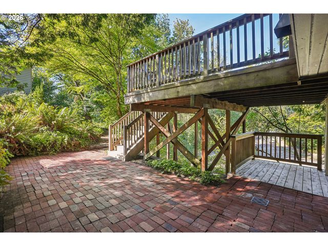 4003 Sw HILLSDALE Ave, Portland, OR 97239