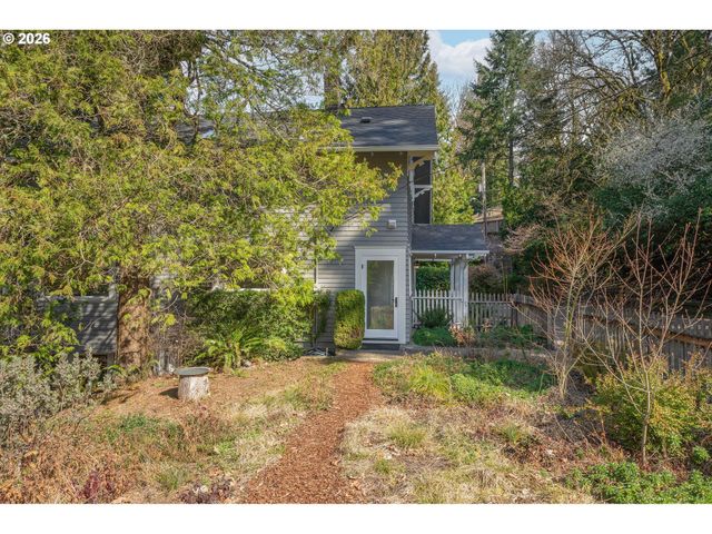 4003 Sw HILLSDALE Ave, Portland, OR 97239