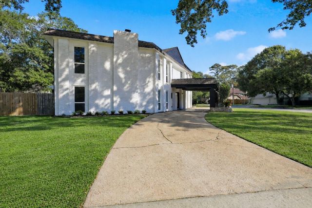 8002 Lichen Lane, Spring, TX 77379
