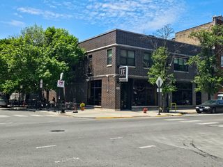 4100 N Kedzie Avenue 2E, Chicago, IL 60618