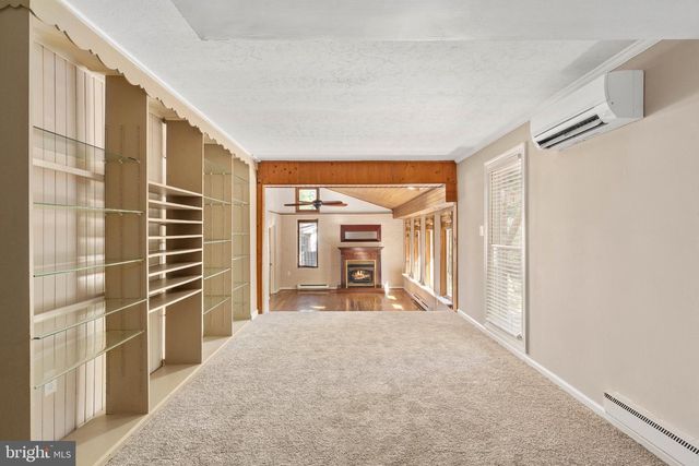 441 DEERWOOD DR, Fredericksburg, VA 22401