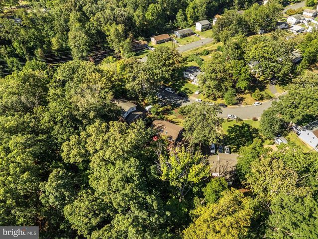 441 DEERWOOD DR, Fredericksburg, VA 22401