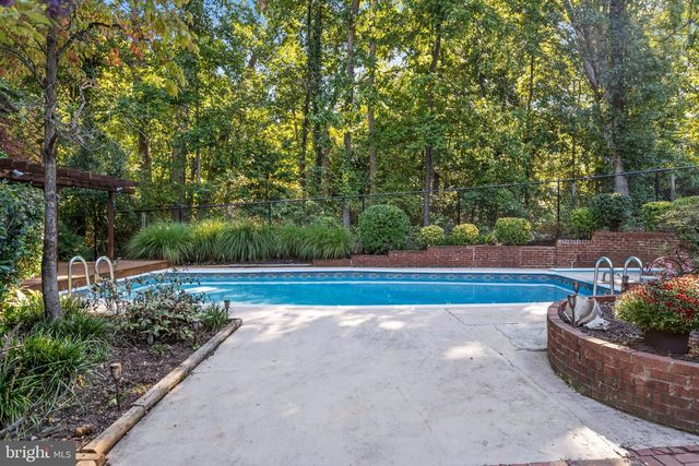 441 DEERWOOD DR, Fredericksburg, VA 22401