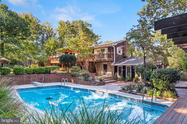 441 DEERWOOD DR, Fredericksburg, VA 22401