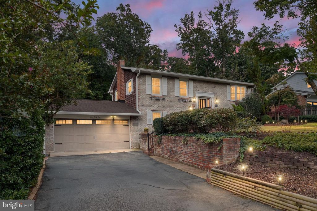 441 DEERWOOD DR, Fredericksburg, VA 22401