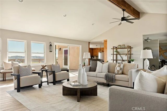 13049 Burns, Redlands, CA 92373