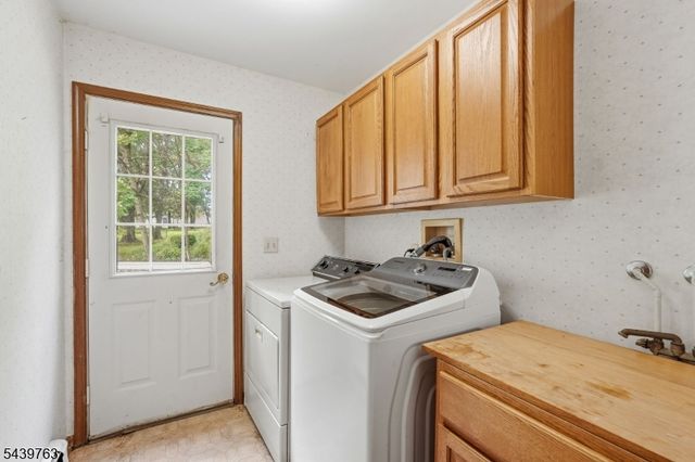 12 Railsedge Rd, Hillsborough Twp., NJ 08844