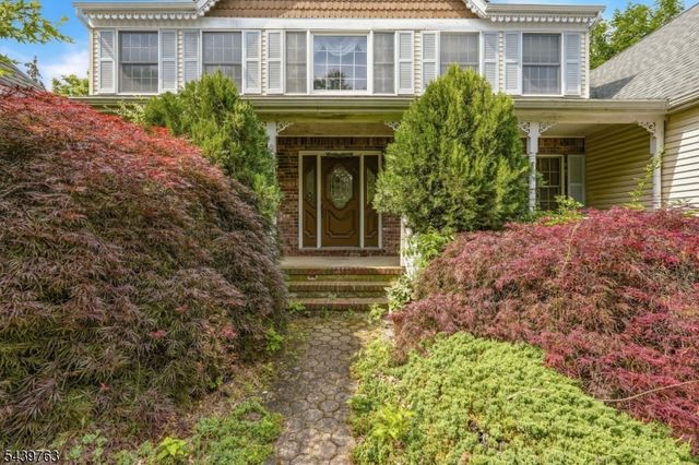 12 Railsedge Rd, Hillsborough Twp., NJ 08844