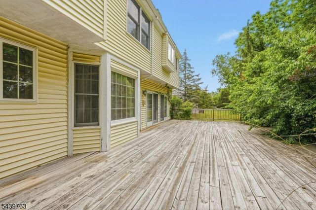 12 Railsedge Rd, Hillsborough Twp., NJ 08844