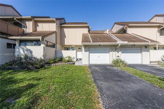 835 NW 80th Terrace 11, Plantation, FL 33324