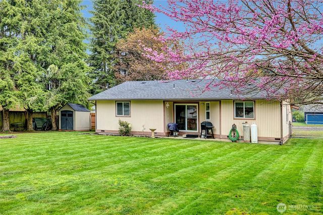 5617 322nd Avenue NE, Carnation, WA 98014