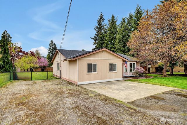 5617 322nd Avenue NE, Carnation, WA 98014