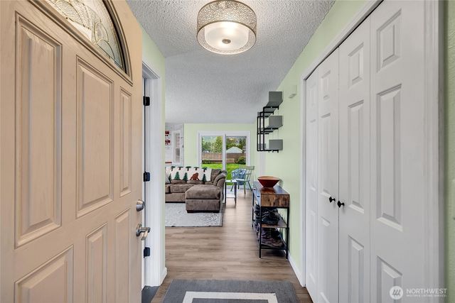 5617 322nd Avenue NE, Carnation, WA 98014