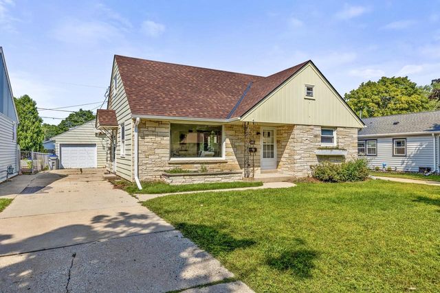 3833 S 58th STREET, Milwaukee, WI 53220