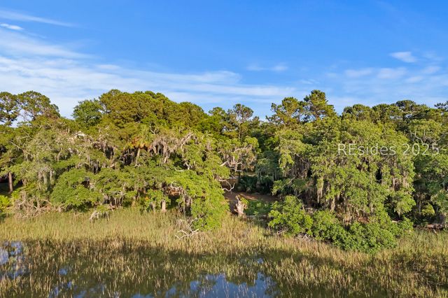 17 Sterling Pointe Drive, Hilton Head Island, SC 29926