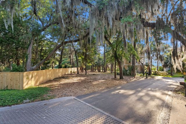 17 Sterling Pointe Drive, Hilton Head Island, SC 29926