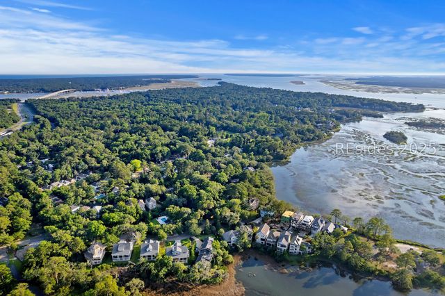 17 Sterling Pointe Drive, Hilton Head Island, SC 29926