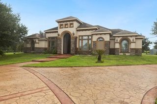 900 N Sunflower Road, Edinburg, TX 78542