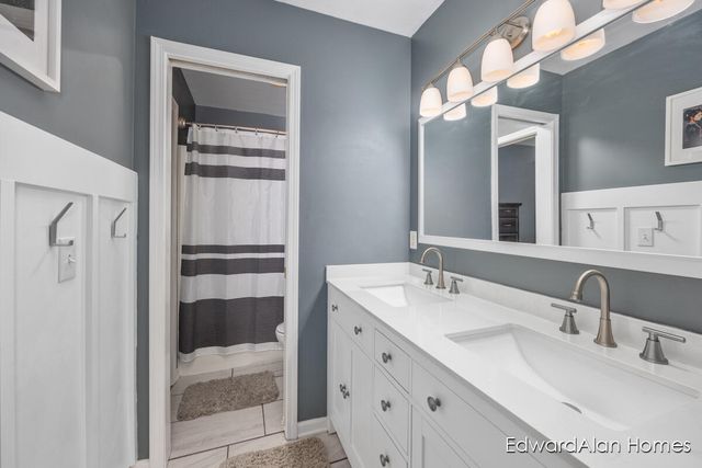 4568 Brookmeadow Court Se, City Of Kentwood, MI 49512