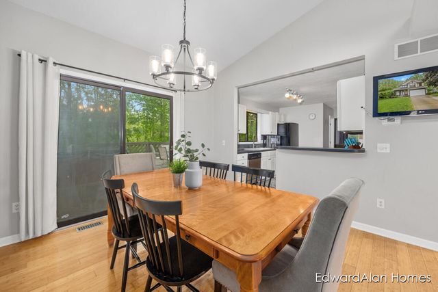4568 Brookmeadow Court Se, City Of Kentwood, MI 49512
