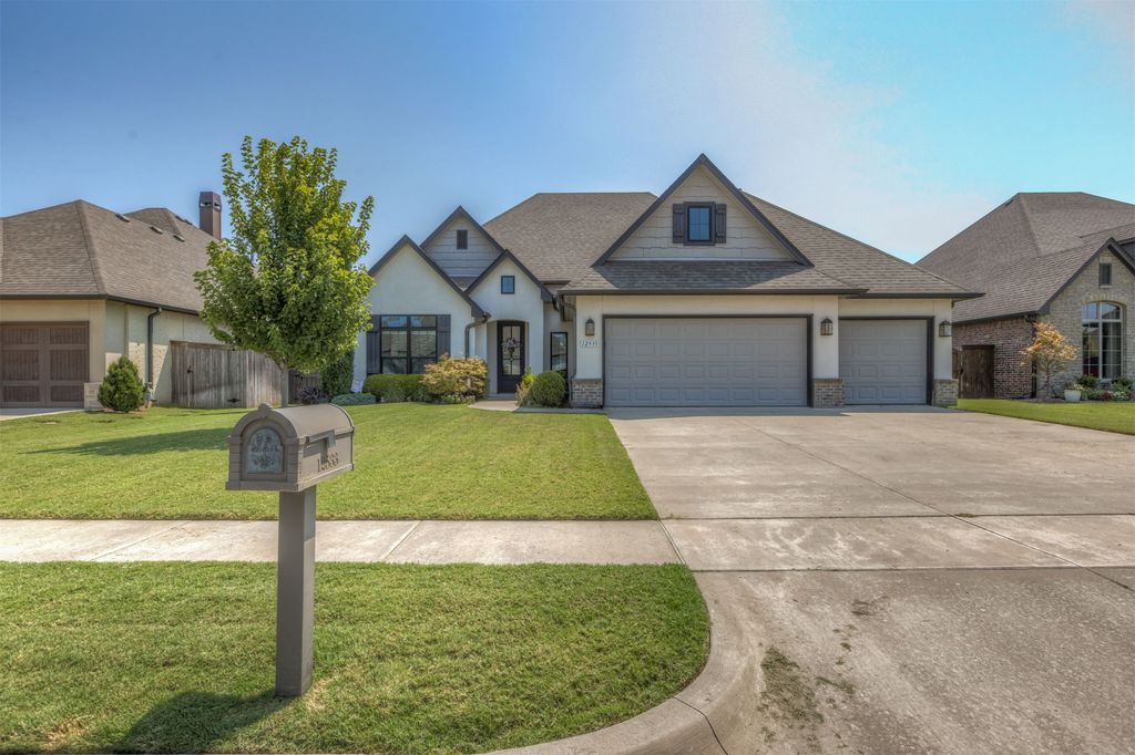 12533 S 73rd East Place, Bixby, OK 74008
