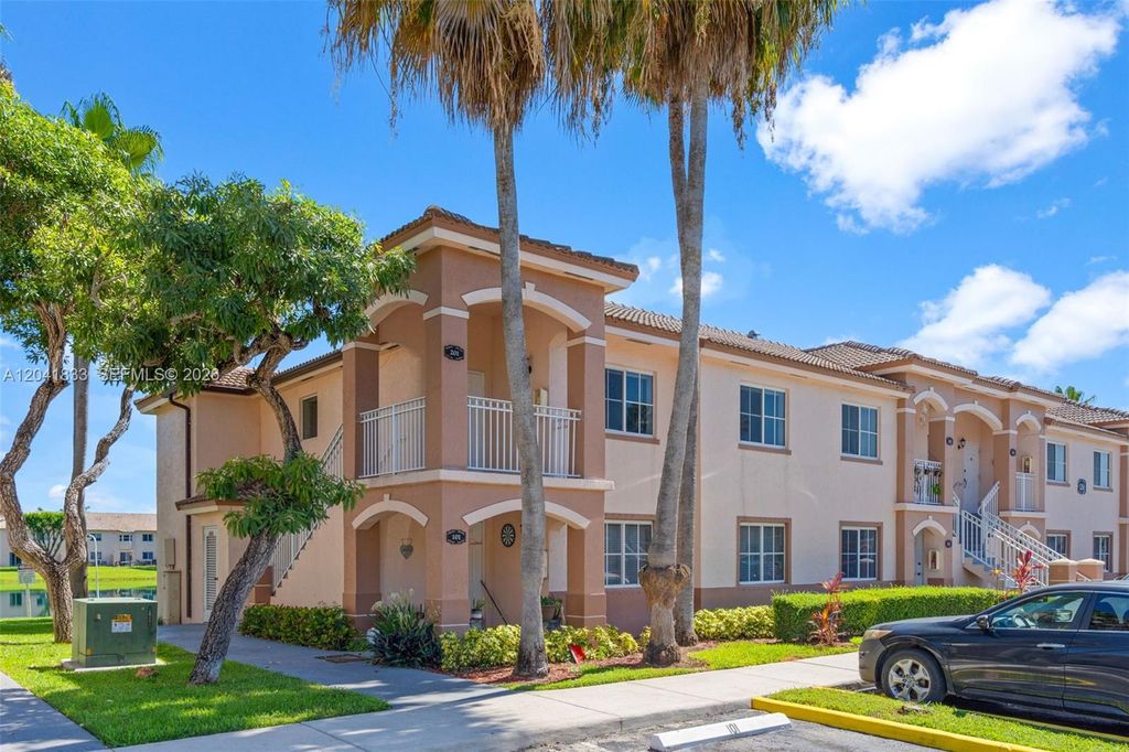1261 SE 27th Street 201, Homestead, FL 33035