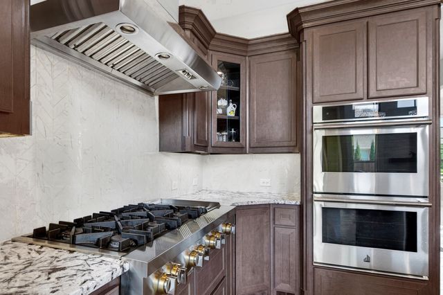 689 Dancing Water Drive, Frisco, TX 75036