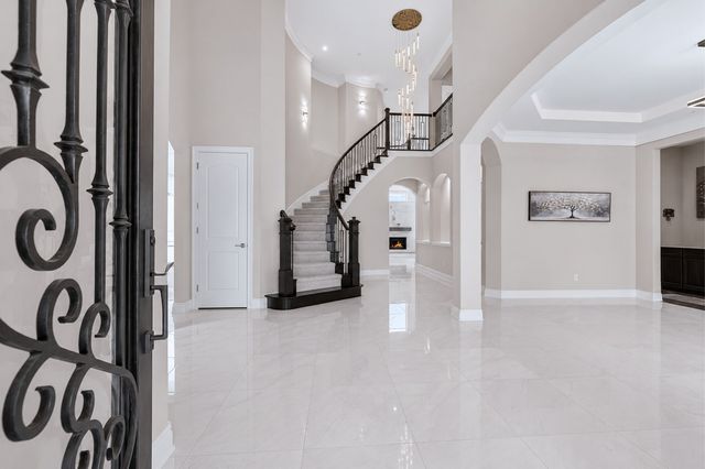 689 Dancing Water Drive, Frisco, TX 75036