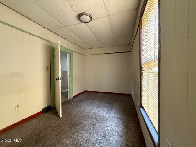 242 Bleecker Street, Gloversville, NY 12078