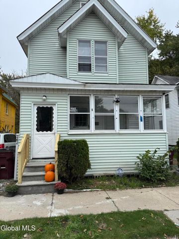 242 Bleecker Street, Gloversville, NY 12078