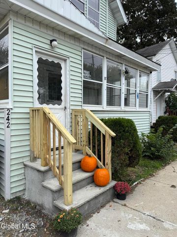 242 Bleecker Street, Gloversville, NY 12078