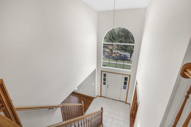 3825 Delwood Drive, Powell, OH 43065