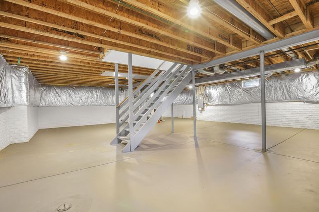 3825 Delwood Drive, Powell, OH 43065