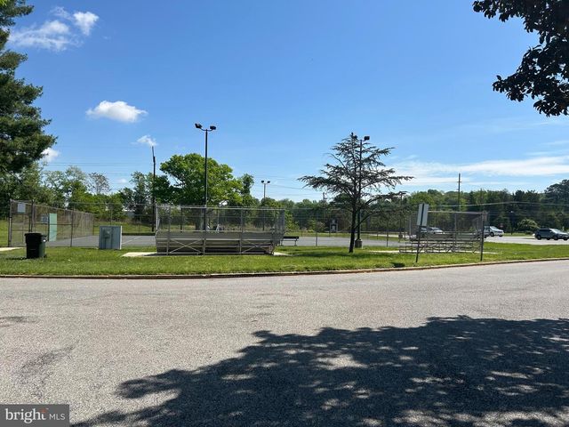 1701 FERGUSON LN, Fort Washington, MD 20744