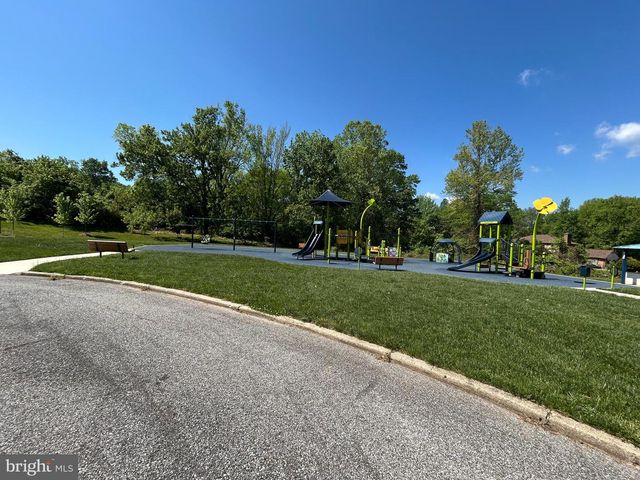 1701 FERGUSON LN, Fort Washington, MD 20744