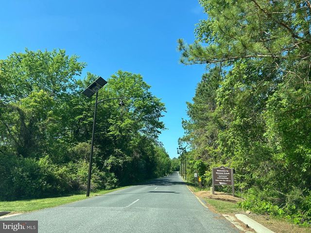 1701 FERGUSON LN, Fort Washington, MD 20744