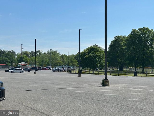 1701 FERGUSON LN, Fort Washington, MD 20744