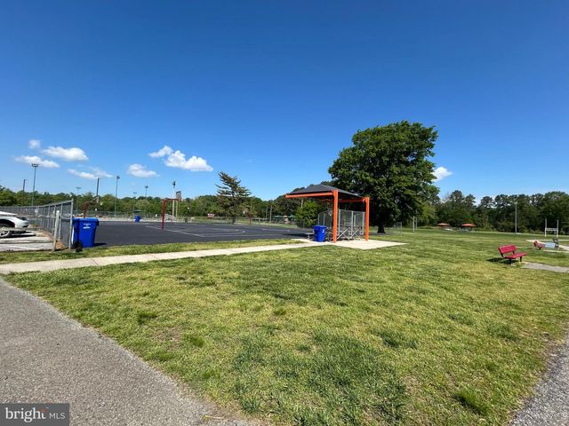 1701 FERGUSON LN, Fort Washington, MD 20744