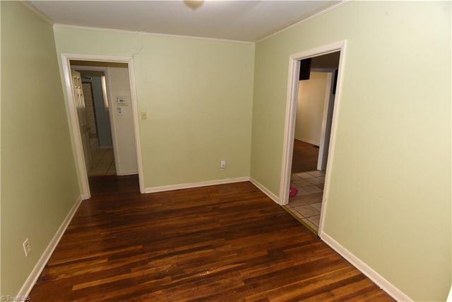 2301 Douglas Hill Drive, Winston-salem, NC 27105
